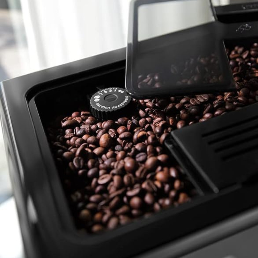 DELONGHI ECAM44.660.B 1450-Watt Fully Automatic Coffee Machine (Black)