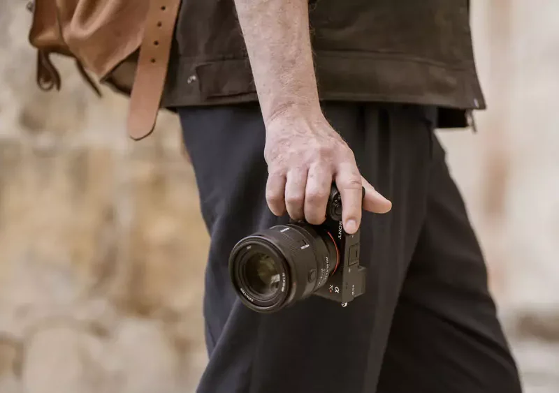 Sony a7CR Mirrorless Camera (Silver)