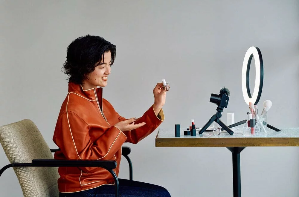 Sony ZV1 Content Creators Combo Kit Digital Vlog Camera